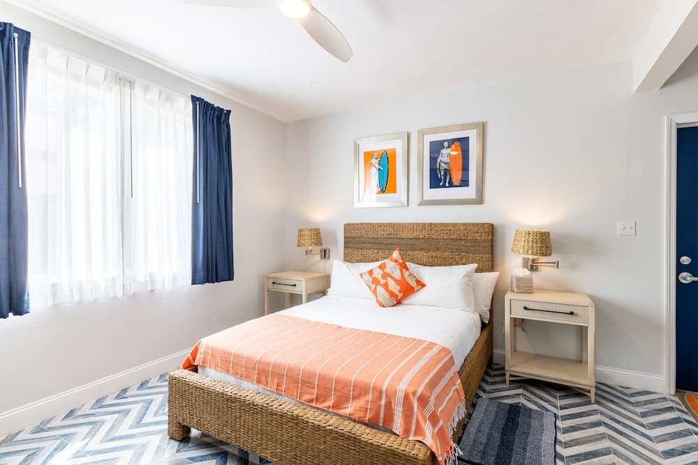 Sebastian's on the Beach - Photo 19