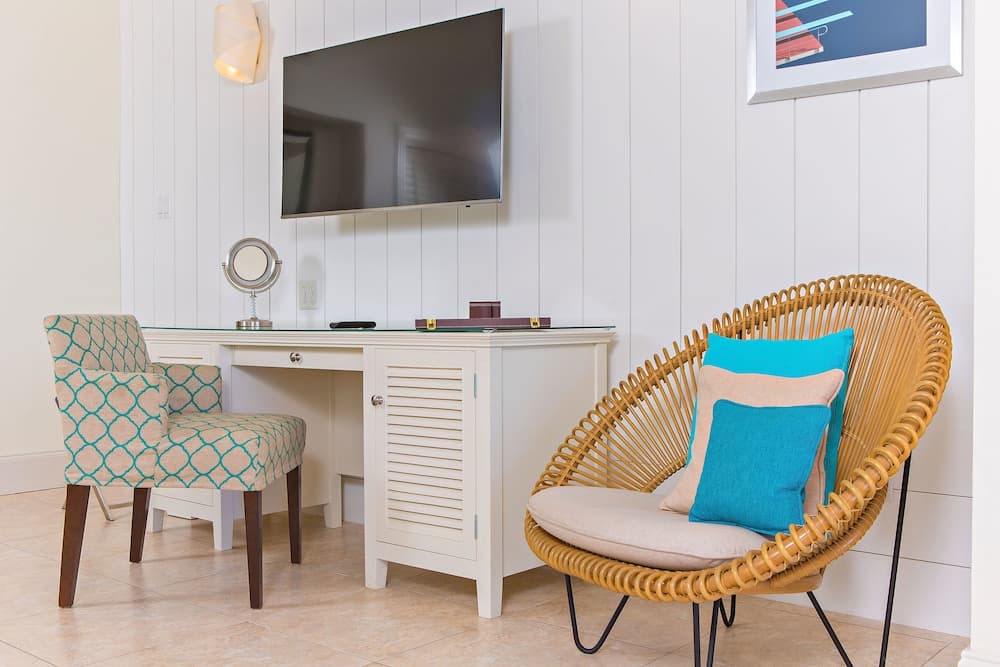 Blue Waters Resort & Spa - Photo 2