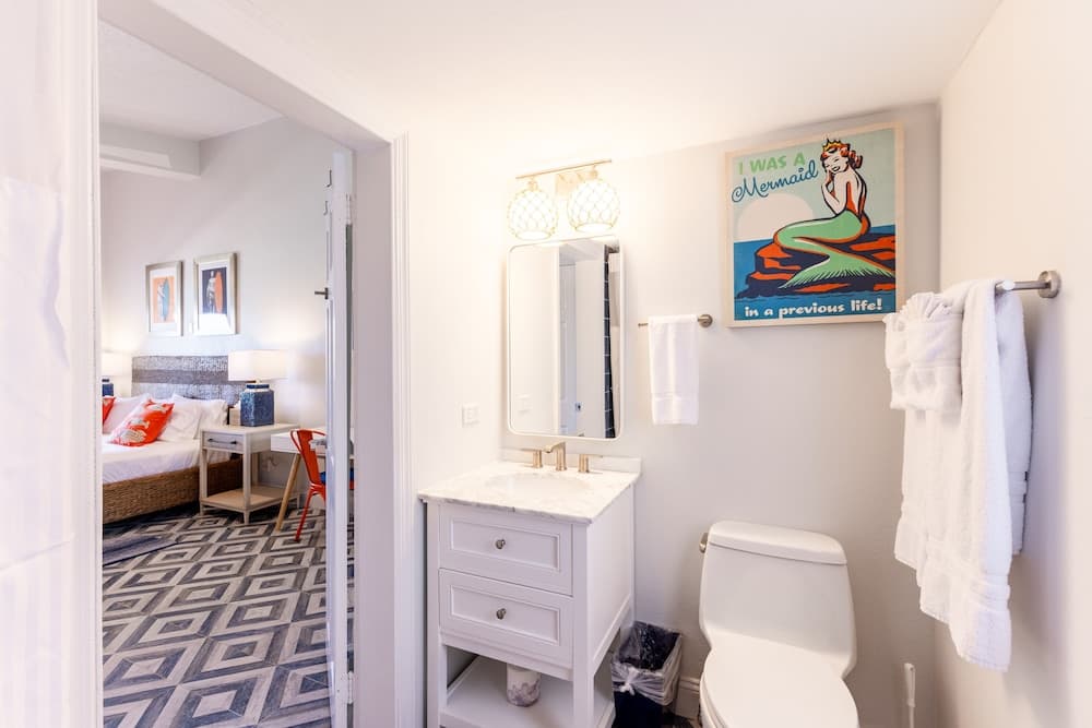 Sebastian's on the Beach - Photo 50