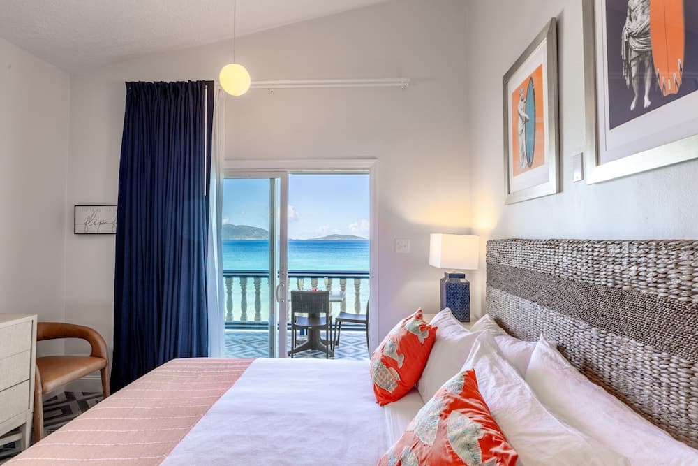 Sebastian's on the Beach - Photo 25