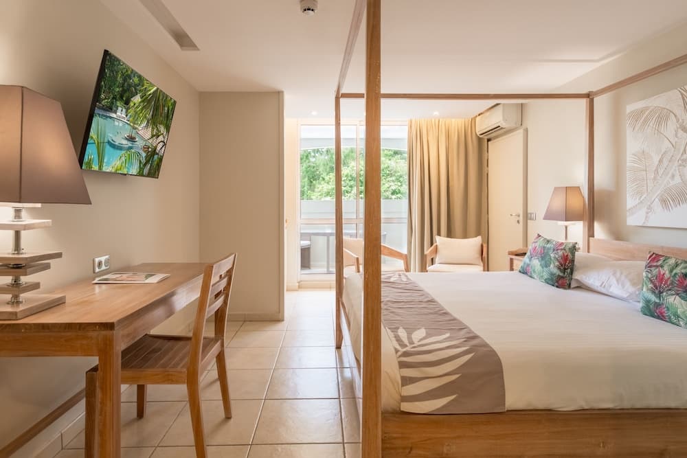 Hotel La Pagerie - Photo 12