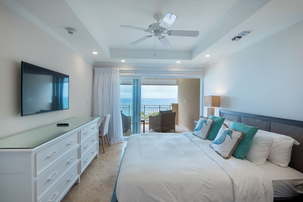 The Crane Resort - Photo 29