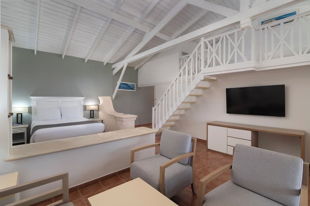 Wyndham Alltra Samana All-Inclusive Resort - Photo 10